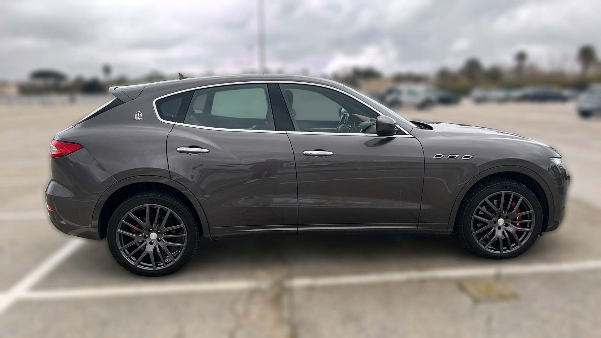 maserati-levante-occasion-2018-profil-droit